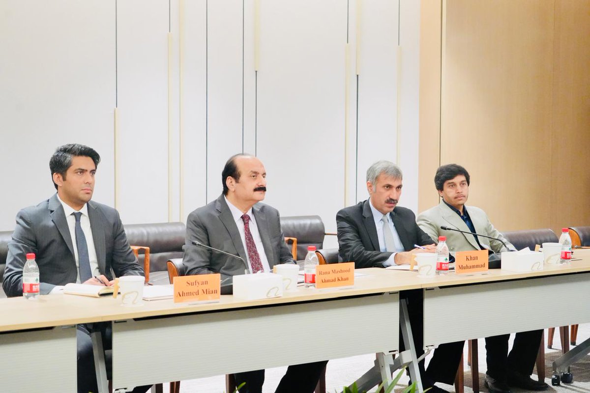 ranamashhood's tweet photo. As part of efforts to strengthen Pakistan-China cooperation in youth development and the digital economy, Chairman Prime Minister’s Youth Programme Rana Mashhood Ahmad Khan held a productive meeting with Alibaba leadership during his visit to China.

Both sides engaged in comprehensive discussions on the implementation of initiatives under the MoUs signed during Prime Minister Muhammad Shehbaz Sharif’s visit to China, marking the 75th anniversary of Pakistan-China diplomatic relations. The dialogue focused on leveraging Alibaba’s digital ecosystem to empower Pakistani youth through innovation, entrepreneurship, digital skills development, and sustainable economic opportunities.

The engagement reflects the shared commitment of Pakistan and China to fostering a future-ready generation and deepening strategic cooperation for inclusive growth and prosperity.🇵🇰🇨🇳

#Ranamashhood