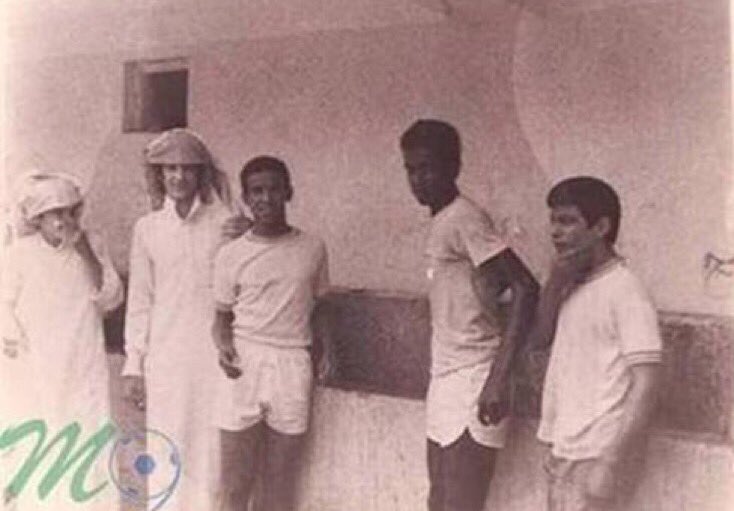 m9m_m9m's tweet photo. #صور #ماجد_عبدالله
الكاميرات تتابع ماجد من عام 1975  رغم ندرتها _موهبه خرافيه https://t.co/pkR6tFerGj