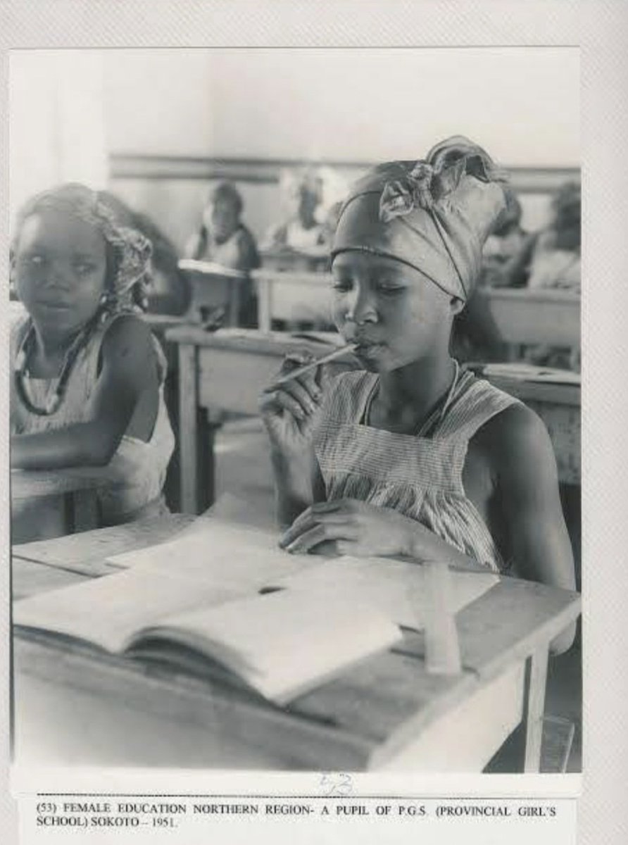 abdulrazakmuhd4's tweet photo. Sokoto pupils in 1951, the difference is clear 🤷 https://t.co/wOnOf2cgSp