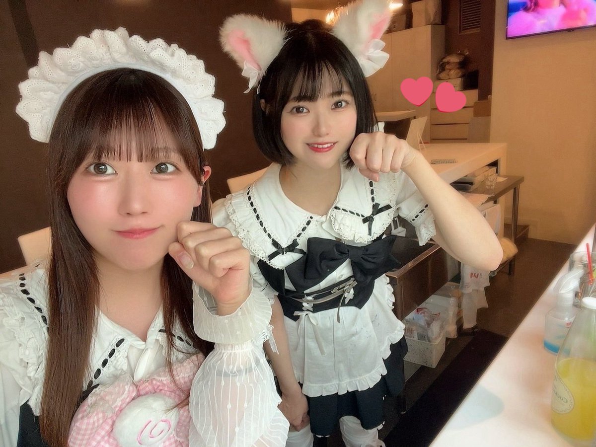 ankcrest1989's tweet photo. 18日(木)お給仕💕
16-23なる
16-20るな
18-22ふわり
19-23やむ

なるるなでオープンするよ~🎀´- 
同い年コンビです(๑•ᴗ•๑)
BBQ予約受付中🍖 https://t.co/eU0C8cUrAJ