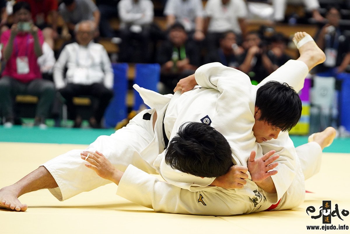 eJudo's tweet photo. 【ニュース】中・高・大の指導者集結、「天理OBチーム」が健闘／第76回全日本実業柔道団体対抗大会・男子第3部

#全日本実業団体　#柔道 #Judo
※記事へのリンクはツリーから↓↓↓↓ https://t.co/1M8HVC4pAV