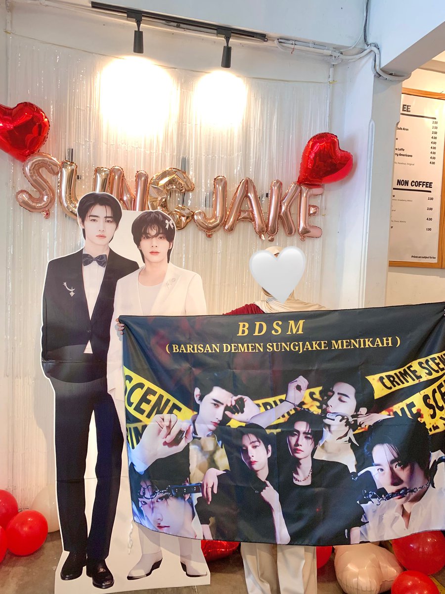 1009jkeu's tweet photo. Astagfirullah... woy bangsat, sunghoon jake baru pertama kali ke indo, gak liat lu se excited apa sungjake pas kmrn ngelive?
Bisa gak bangsat2 kek lu jgn ngerusak image indo enjin anjing
Mana anjing yg katanya gerakan bawah tanah? Goblok lu, otak lu pake gblk https://t.co/LuyEl9GjRT