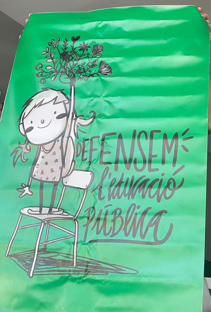 mayomaruja's tweet photo. @vitorvic13 @erprofedelengua Si tienes hijos no los mandes nunca al colegio...educarlos tú...llegarán lejos... https://t.co/2ioPdaqSdh