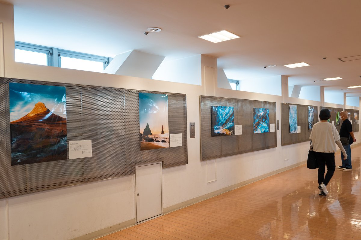 beclearofficial's tweet photo. #アイスランドウィーク 作品展示 第二弾
「アイスランド 一瞬の永遠」

期間：6/16(火)〜6/21(日)
会場：京王聖蹟桜ヶ丘SC AB館7階 連絡ブリッジ
京王線「聖蹟桜ヶ丘駅」東口改札を出てすぐ左
B館エレベーター 7階

駅直結でアクセス抜群です
ぜひお立ち寄りください!!

詳細：https://t.co/wfNOuaVQGk https://t.co/hxDD9chjbf