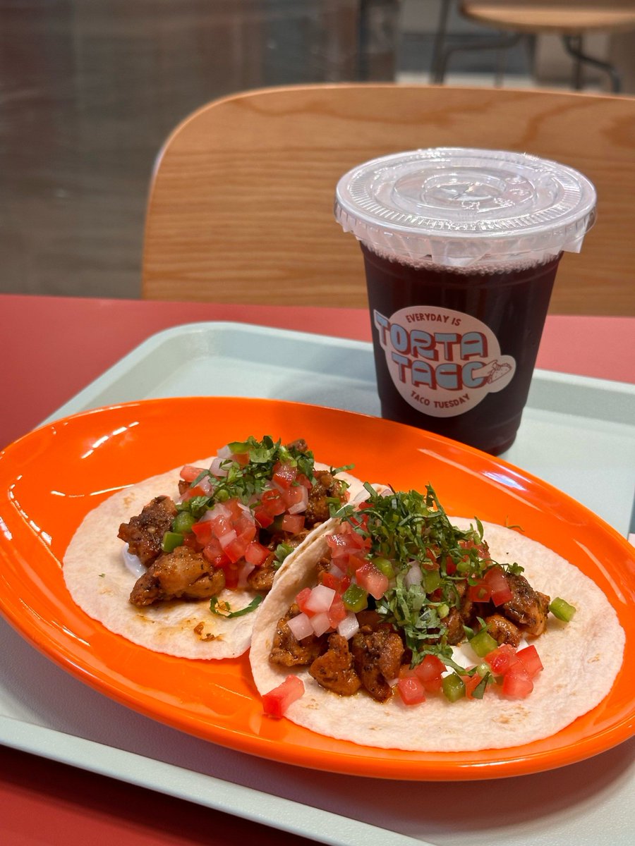 AdamNylander's tweet photo. Tuck into authentic Mexican street-style pork carnitas – crispy, juicy, and packed with lime-cilantro goodness. Perfect for a cozy weeknight bite! https://t.co/pQeNgbMELc