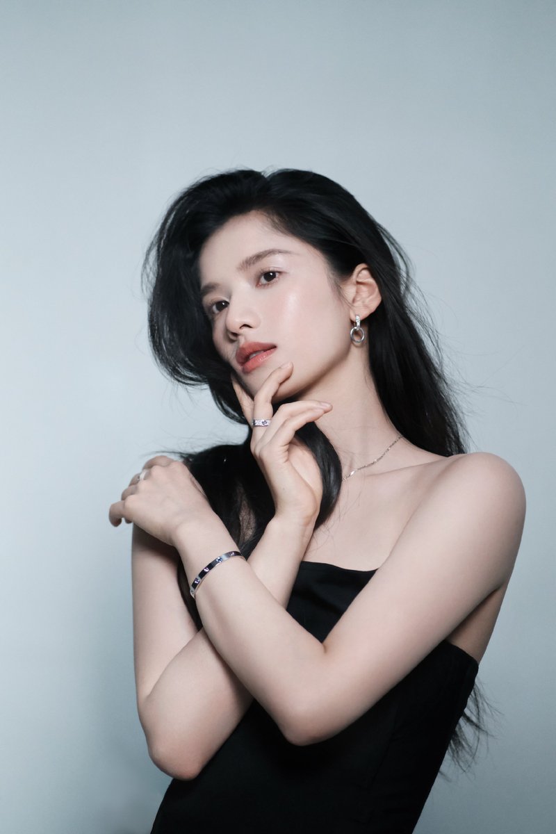 ZhangJOYtotheWorld tweet media