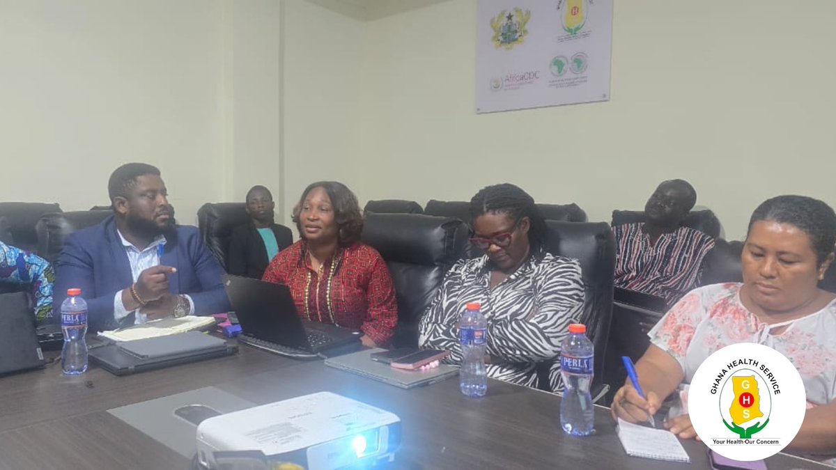 _GHSofficial's tweet photo. The Service, through its NCD’s Programme, in collaboration with @WHOGhana is currently hosting a three-day Technical Working Group meeting in Accra to develop Ghana’s PEN-Plus Operational Plan (2026–2031). 

Read more here: https://t.co/JZiaTXKjfj https://t.co/mmyh1gc1xu