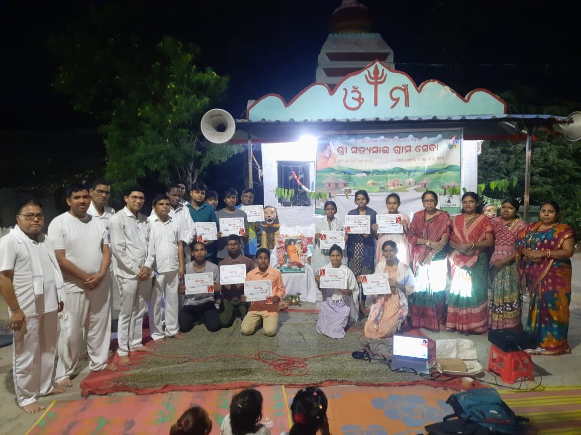 sathyasaiodisha's tweet photo. Loving Sairam..
With the blessings of Sri Sathya Sai Baba,Burla Samithi of Sambalpur District successfully organized a Summer Course on Indian Culture and Spirituality at Masterpada Grama Seva Village from 7th May to 13th May 26.
#SummerCourse
#Samithilevel
#Sambalpur
-Media Team https://t.co/2znsPCZQeZ
