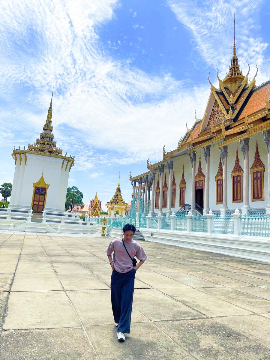 AppleS33178's tweet photo. សុំរាប់អានផង https://t.co/wKyaSgZzQh