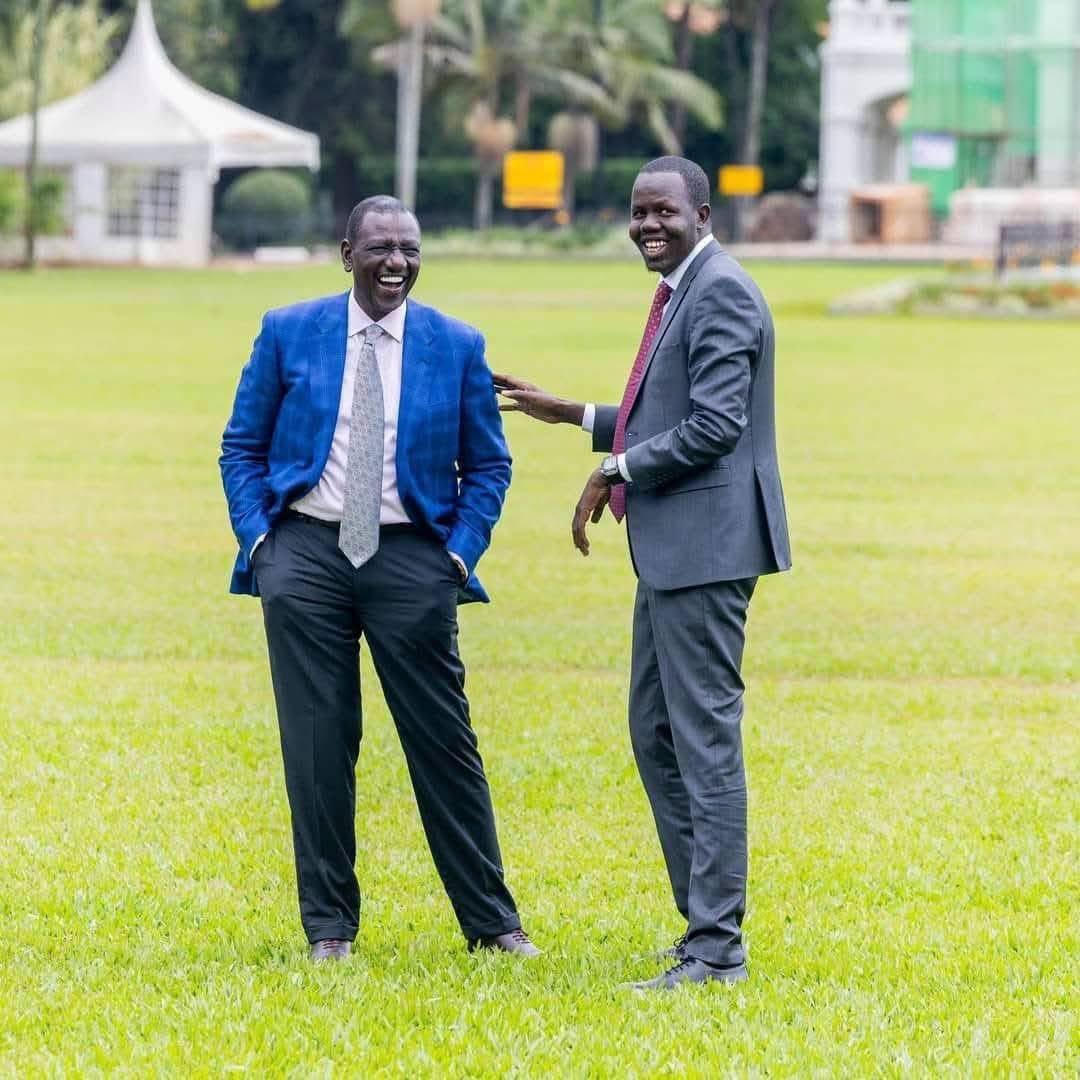 HonKibore_K's tweet photo. Faya si Faya
President @WilliamsRuto the voice of Africa. https://t.co/Ha8ESZeZvT