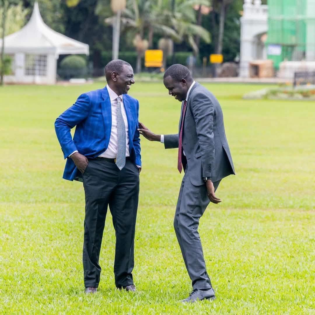 HonKibore_K's tweet photo. Faya si Faya
President @WilliamsRuto the voice of Africa. https://t.co/Ha8ESZeZvT