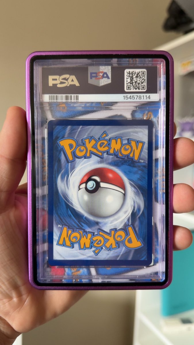 omgcrayon's tweet photo. Finally picked up my grail card, sold 5 slabs and trades 2 more for this bad boy, well worth it tho https://t.co/SXYWYQ9YNo