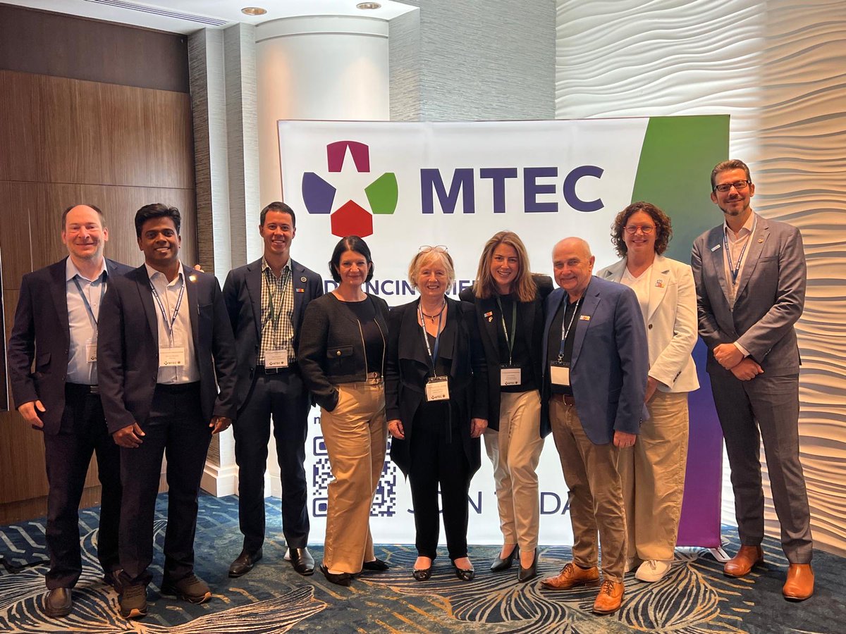 tradeinvestqld's tweet photo. TIQ partnered with BEDA to lead the inaugural QLD delegation to the MTEC Annual Meeting in Washington, D.C., connecting 17 of Brisbane and QLD's leading defence, health and medtech innovators with defence partners and opportunities.

Learn more 👉 https://t.co/F1K0o12kBS https://t.co/fEsle5tsza