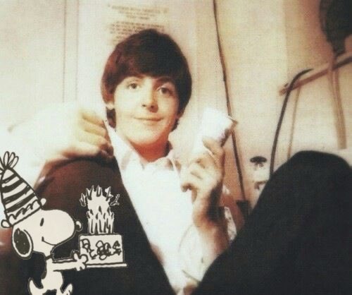 sgtsnoopy's tweet photo. happy birthday paul!🎂 https://t.co/ZTUiQgWftb