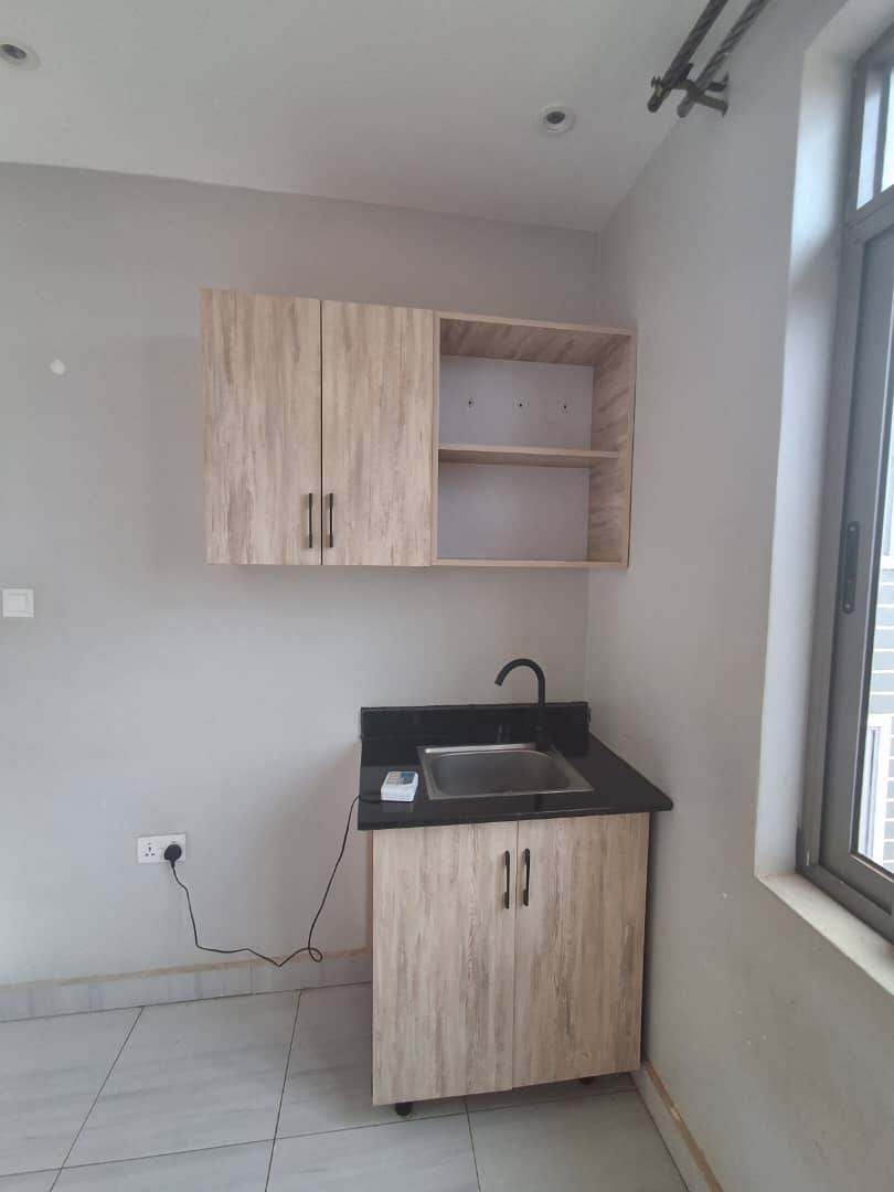 JS_propertyA's tweet photo. Unique Studio room for rent in #Kisaasi
Near the main road
secure neigborhood
Termac access
https://t.co/WenVCzBc9x
0773765699
we also deal in:
#Construction | #propertymanagement  | #Surveying | Architectural design | #Airbnb | #landforsale https://t.co/CIWaqahhJh
