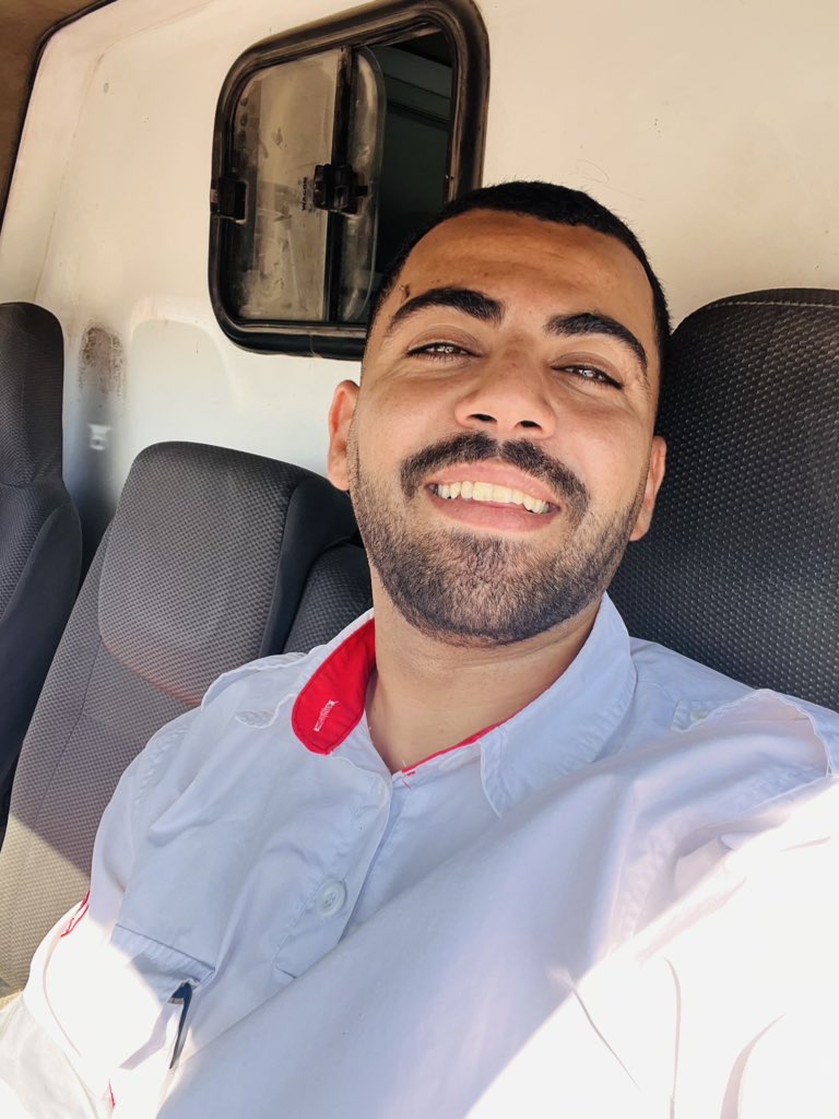 abdazizmo7amd's tweet photo. Good morning 
I'm at work now at Al-Breij point next to the dangerous Nitsarim area
And my family is waiting for me to come back and I carry them some basic things for cooking because my family is starving
Please help my family 

https://t.co/kRPWleo7At

https://t.co/9oyb9O84iM https://t.co/B6BeP1No4x