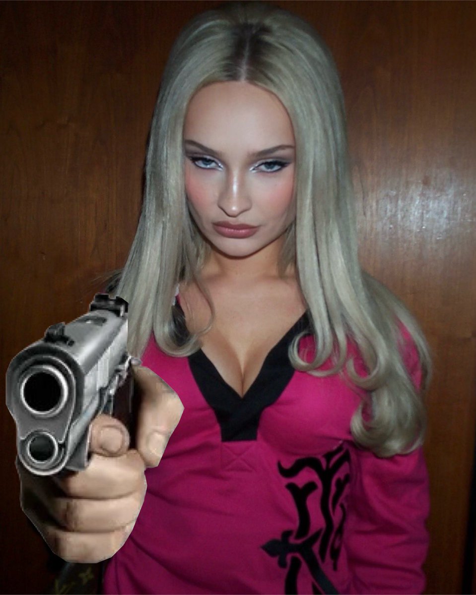 JoryGoof's tweet photo. @coagulative @kimpetras wtf is this shit bitch shut up https://t.co/MTDqLo6xP0