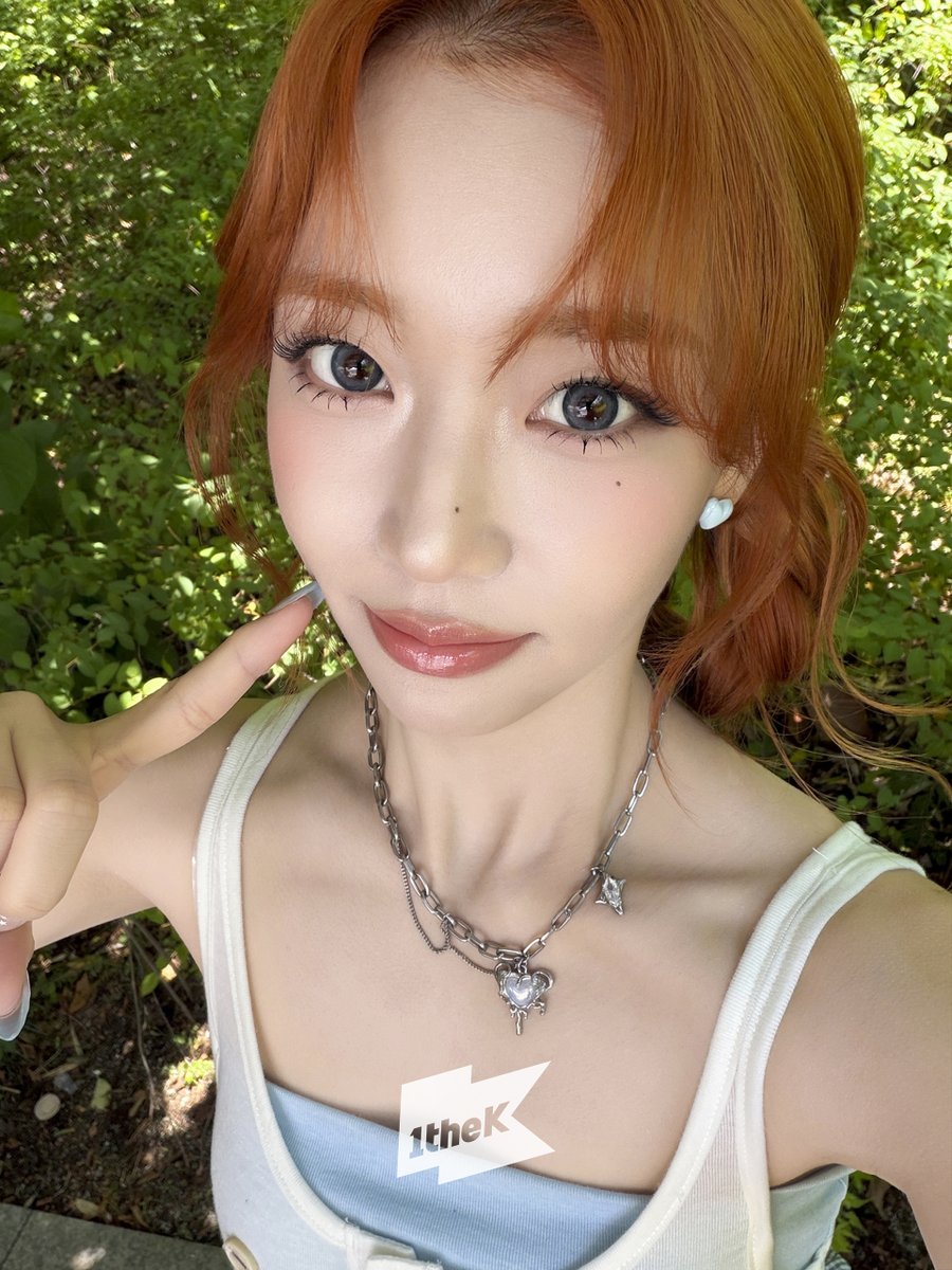 1theK's tweet photo. 하... 진짜 이 용안을 보고 어케 사랑에 안 빠져요? 🤦‍♀️❤️
움직이는 #스테이씨 보러 #온더스팟 또 보러가야지 👀
#온더스팟 #STAYC #2L0VE @STAYC_official 

#On_the_Spot 👉 https://t.co/mjbTCcGdEc https://t.co/EkPaHCknIB