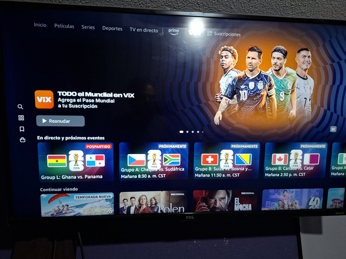 Jonasyag's tweet photo. @VIX @VIX  no puedo ver el partido de Colombia nisiqueira me aparece la programación del partido https://t.co/41DcblFufx