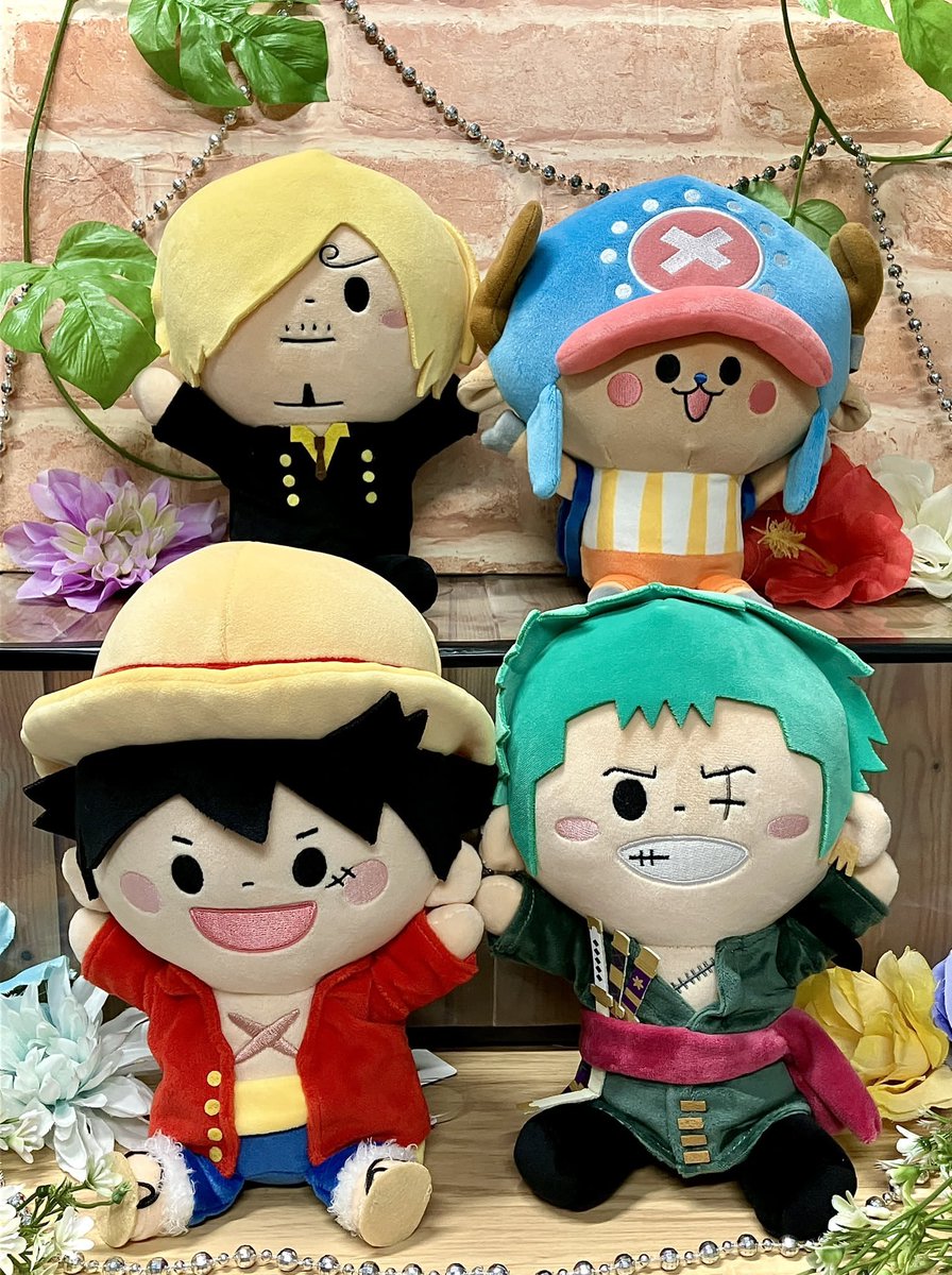 おすすめ商品】 バンザイ！おすわりぬいぐるみ ルフィ/ゾロ/サンジ