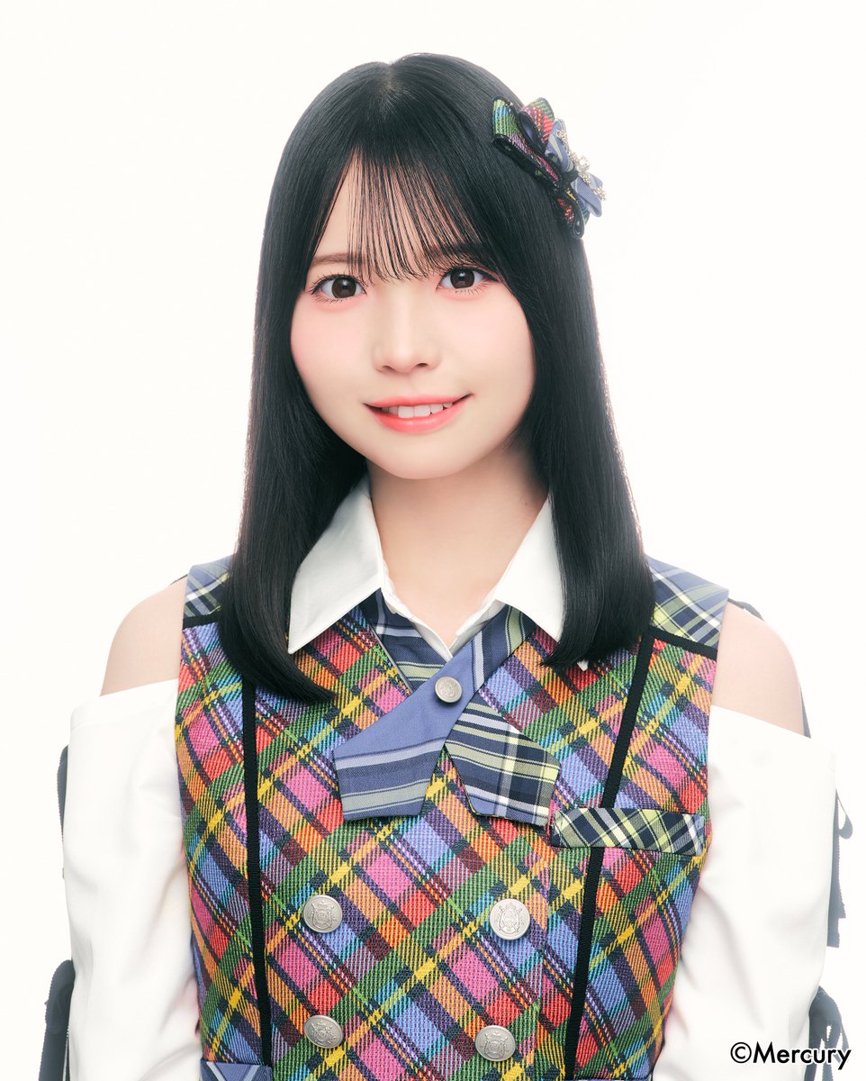 hkt48_official_'s tweet photo. 【お知らせ】

6/25(木) 
ファミリーマート熊本坪井二丁目店にて
HKT48メンバーによる「1日店長」の実施が決定しました！

日時：6/25(木) 14:30〜16:00
場所：ファミリーマート熊本坪井二丁目店
参加：＃田中伊桜莉 ＃森﨑冴彩 ＃松本苺花

⚠️整理券配布：10:00〜11:00（先着60名様）
HKT48仕様に大変身したファミマフードドライブBOXを設置しています。
おうちに眠っている食品を、必要としている方々へ。
みんなで支援の輪を広げましょう！
皆様のご来店をお待ちしております！

 ▼詳細はこちら▼
https://t.co/xqUUj2fach

#ファミリーマート #地域密着九州応援プロジェクト #PR
#ファミマフードドライブ #熊本坪井二丁目店　
#HKT48

@iori831_hkt48  @saachan_saaya  @hkt48_moka