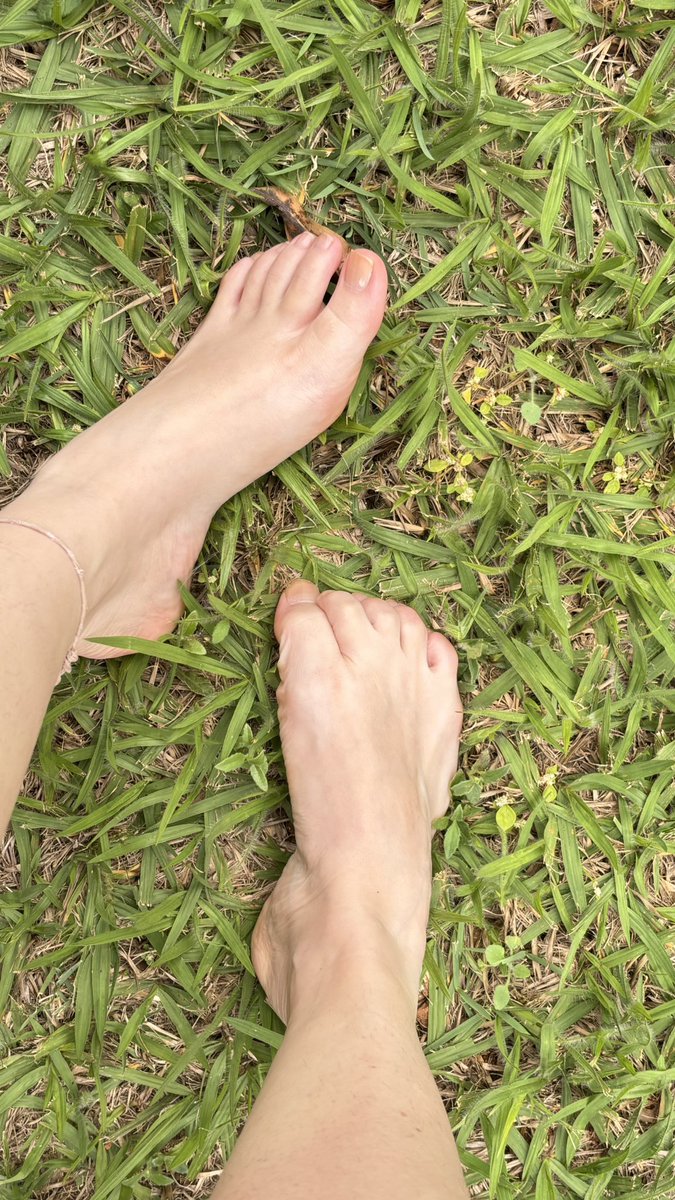 Bb Feet (@cutebbfeet) / Posts / X