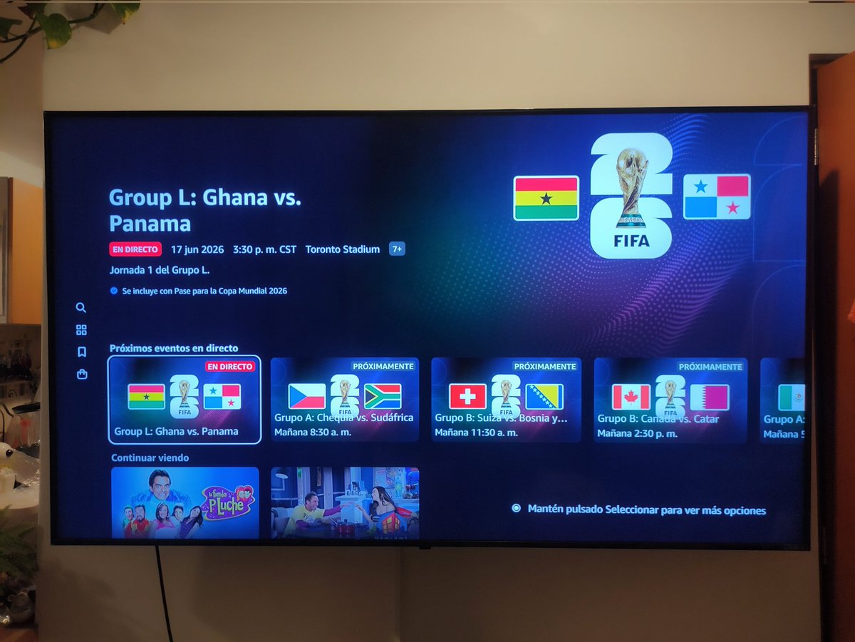 Jon_Deluxe's tweet photo. @VIX @AtencionProfeco @Profeco No se puede ver el partido de Uzbekistán vs. Colombia, a pesar de que prometieron pasar los 104 partidos. Claramente es publicidad falsa. ¿En dónde se pone la queja para el reembolso? https://t.co/PodP8iZ2RL