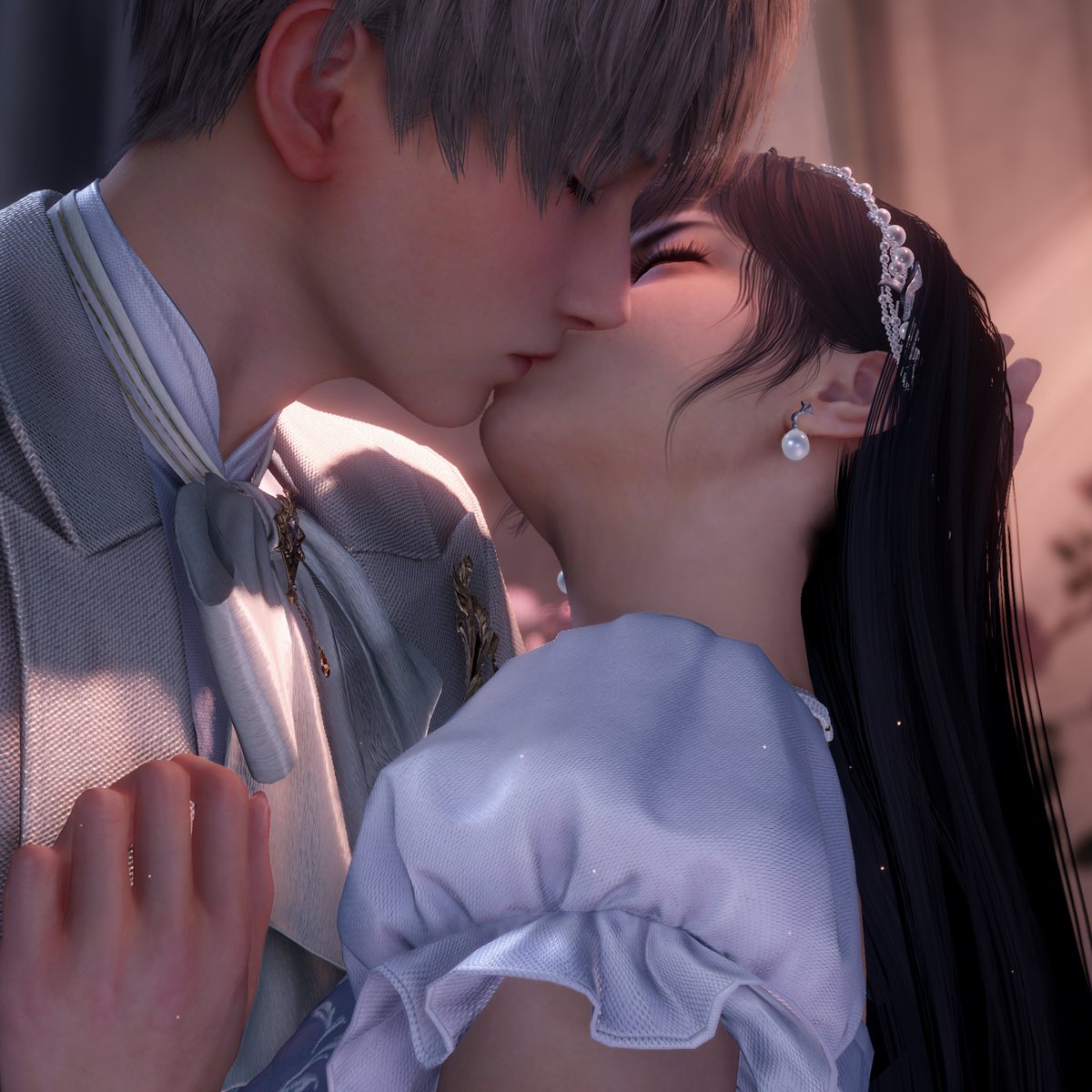 ririi_LnDS's tweet photo. HELLO he cradles her face then MOVES TO HOLD THE BACK OF HER HEAD?? I can't do this. Such a good detail and it's not visible unless you mod it to be landscape 😠 https://t.co/amZJR5oUBL