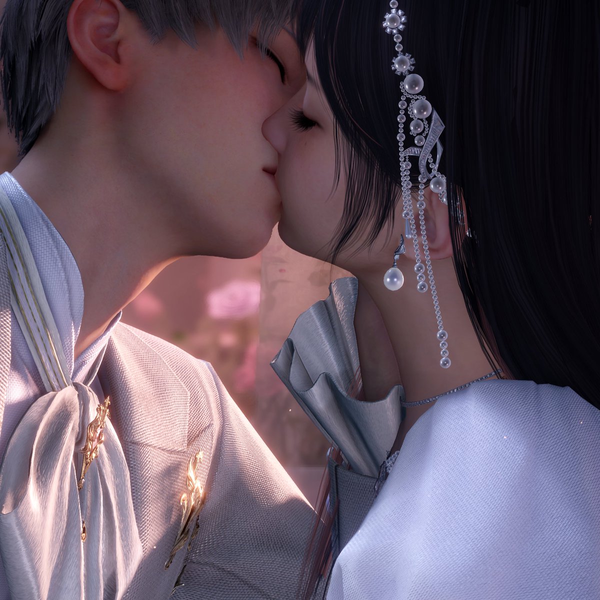 ririi_LnDS's tweet photo. HELLO he cradles her face then MOVES TO HOLD THE BACK OF HER HEAD?? I can't do this. Such a good detail and it's not visible unless you mod it to be landscape 😠 https://t.co/amZJR5oUBL