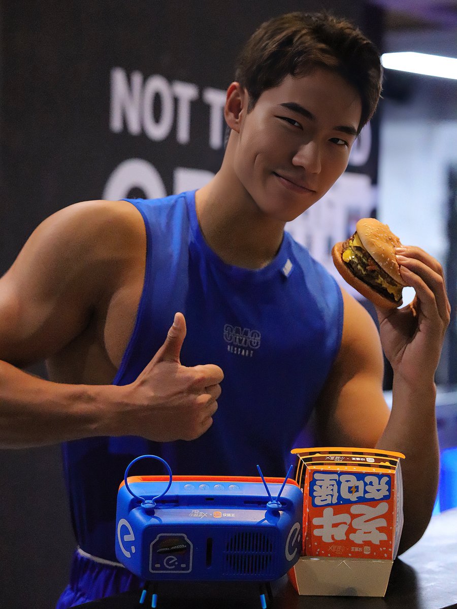 poluyanovaaa's tweet photo. When you push past your limit, the next level isn’t far—great things start when the hard work does. Keep going, champion!， https://t.co/1yim8AuszZ