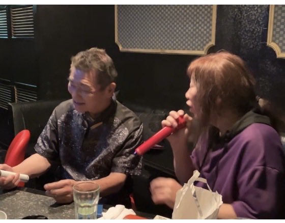 risaloverisa's tweet photo. 先週は喧しい…ではなく賑やかな一夜でした😅
久しぶりに某ユッキー氏と大ママが来られましたが二人とも元気そうで何よりで🤣
一昨日から水のトラブルに嵌ってヘロってますが #ちいかわ占い 一位を信じて上手く終わって麻紀ちゃんも来られる今宵の営業を励みたいです https://t.co/lzNrHUprHi