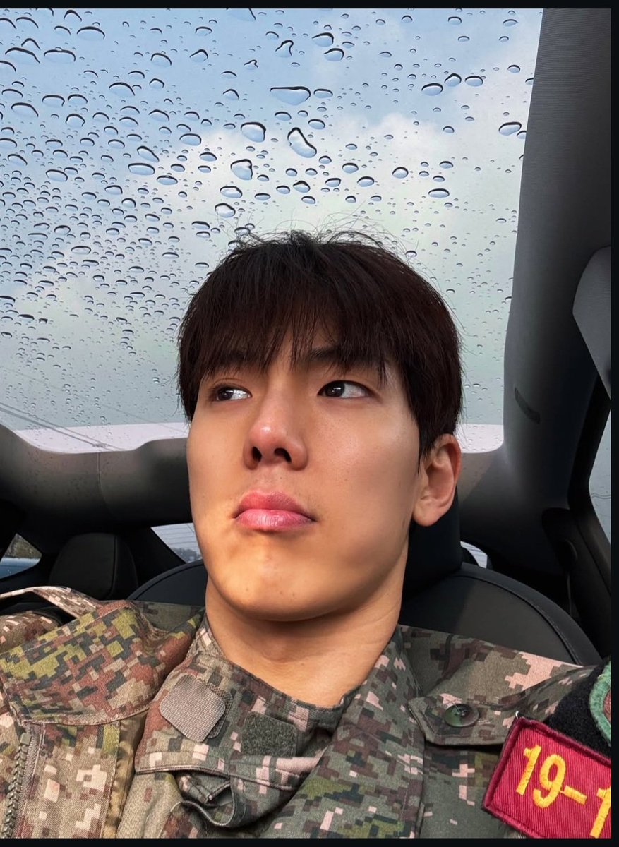 QueenGoneBad's tweet photo. It's the 17th here in the U.S., but in Korea...it's SHOWNU'S BIRTHDAY!!!
I am a proud Monbebe.
You make us feel like FAMILY.
Shownu, you and the rest of @OfficialMONSTAX just don't realize HOW much happiness U bring all of us.
Stay healthy &amp; happy.
Love U Lots &amp; See U Soon. 🩷 https://t.co/u6u8t69gXy