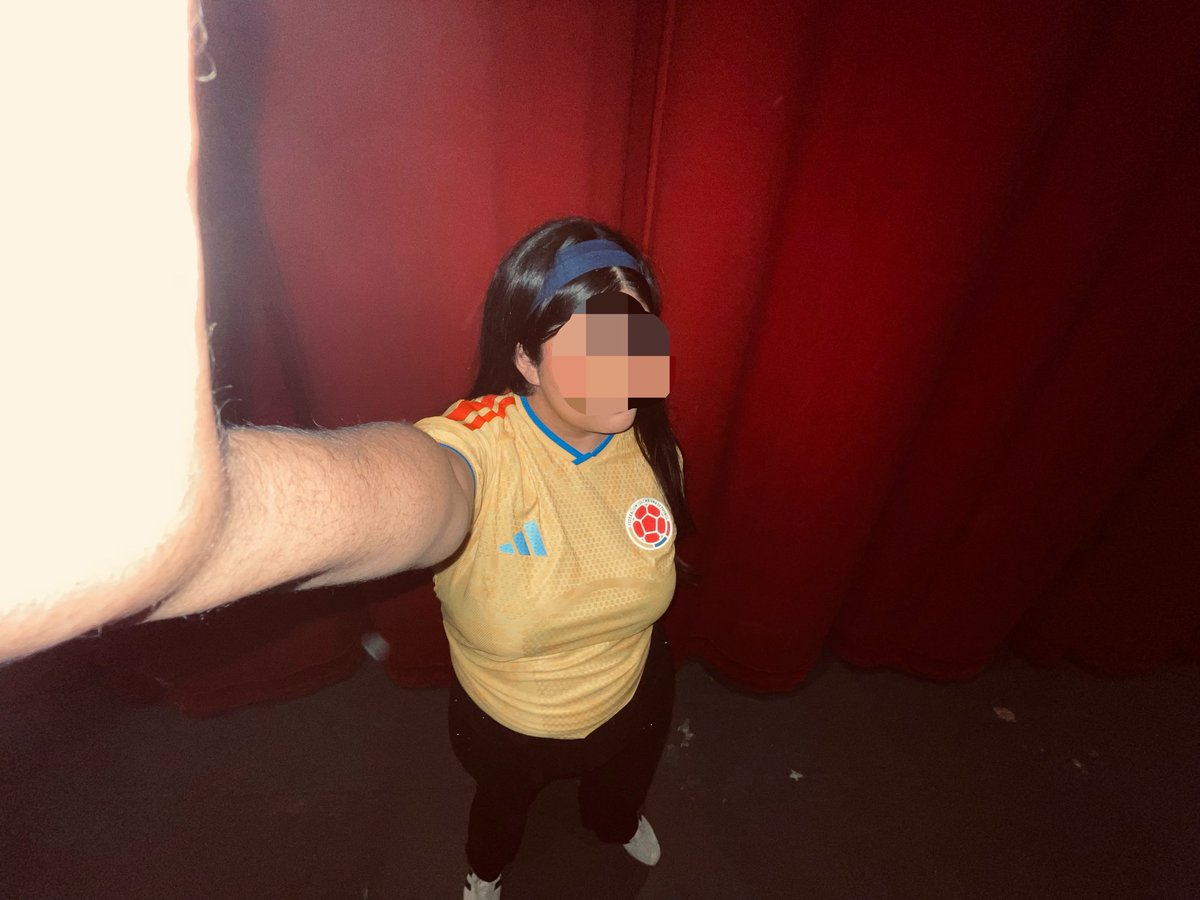 ameszn8's tweet photo. hoy soy más colombiana q kika nieto, vaaaaaamo colombia 🇨🇴🇨🇴🇨🇴🇨🇴🇨🇴 https://t.co/ZHFcoXsFHg
