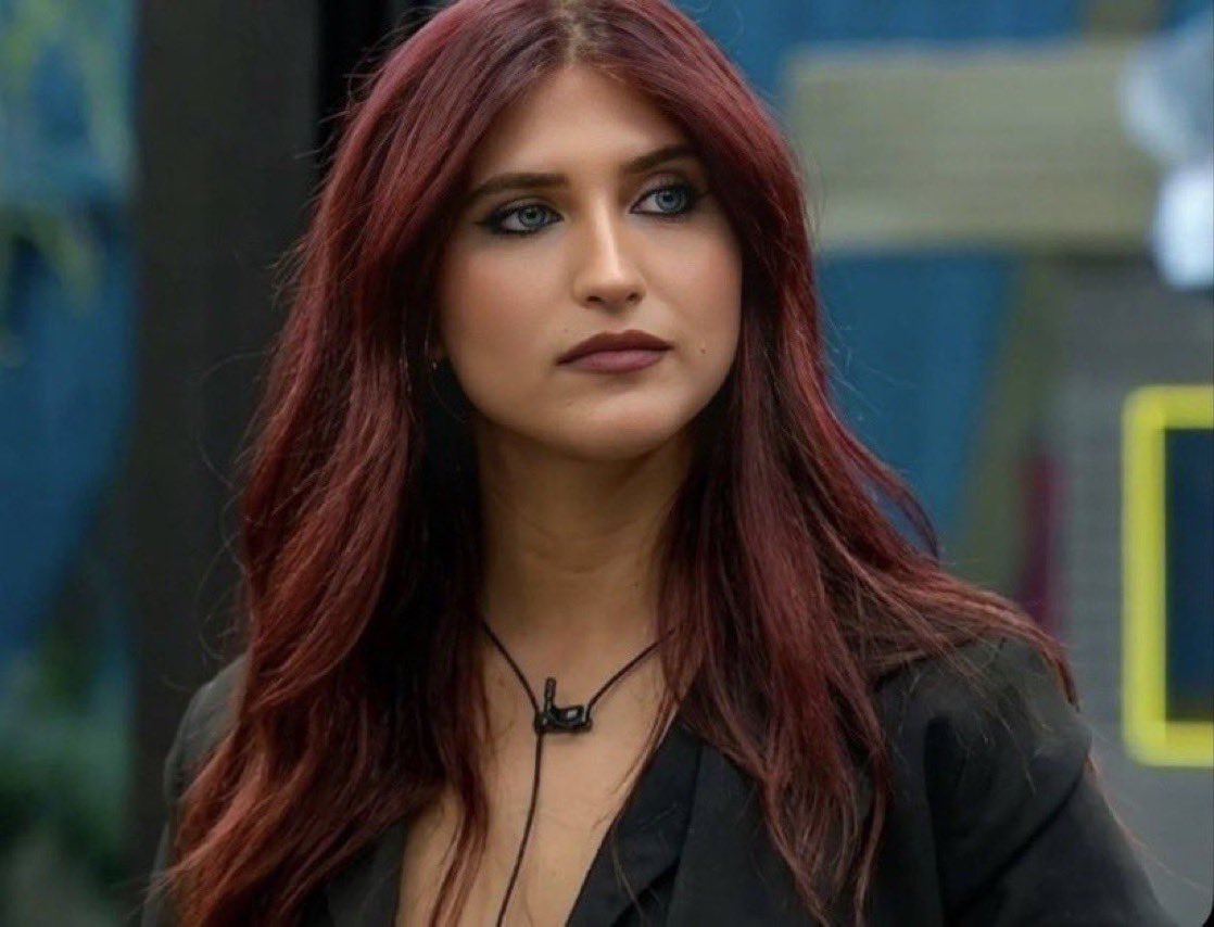 Teamonitos's tweet photo. CUIDEMOS A TITI QUE VAN POR ELLA!!! 

SOL AL 9009

#GranHermano https://t.co/0Vcnu8e13G
