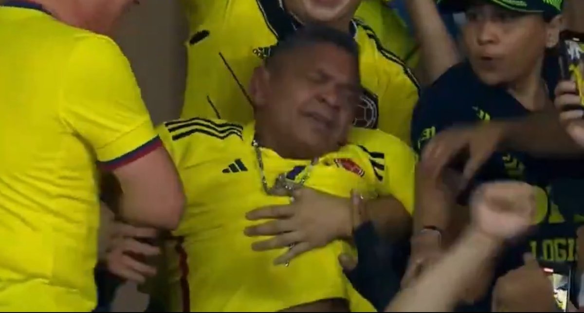 ivancamargof's tweet photo. GAAAAAALLL NAAJADAAAAAAAA COLOMBIA TE QMO https://t.co/VdhKFMpXUh