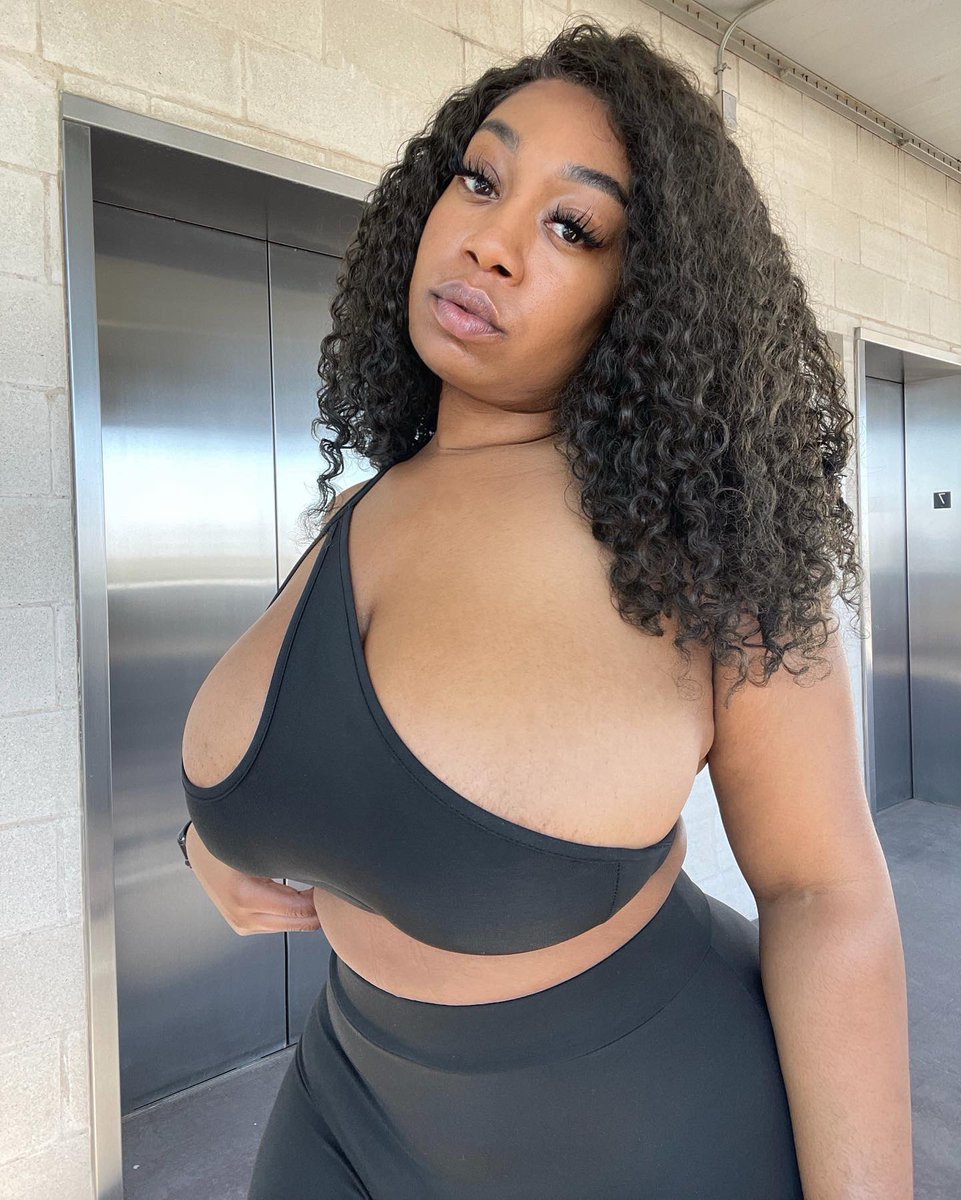 brittneytonee72's tweet photo. https://t.co/s1L6kgY1hk