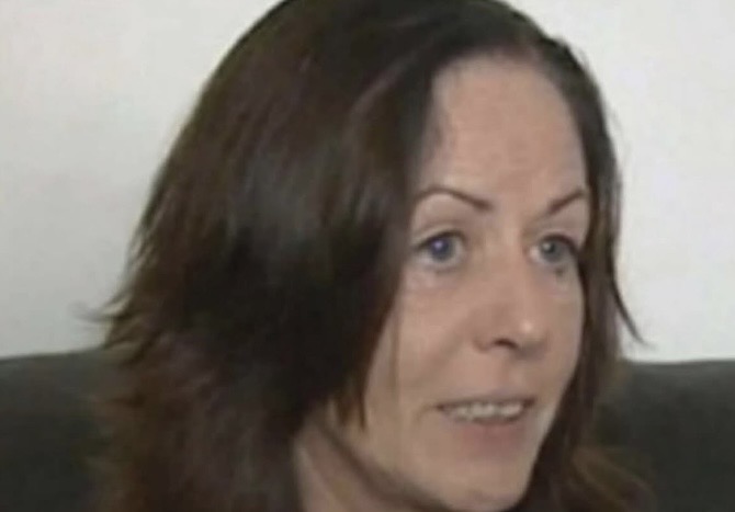 historyinmemes's tweet photo. A 48-year-old unemployed Irish woman wins a $46 million jackpot and immediately decides to give it all back to her hometown of Strabane and its residents. “I know what it’s like to have nothing, that’s why I’m giving it away. I can’t miss what I never had.” https://t.co/VwpS8bBLTP