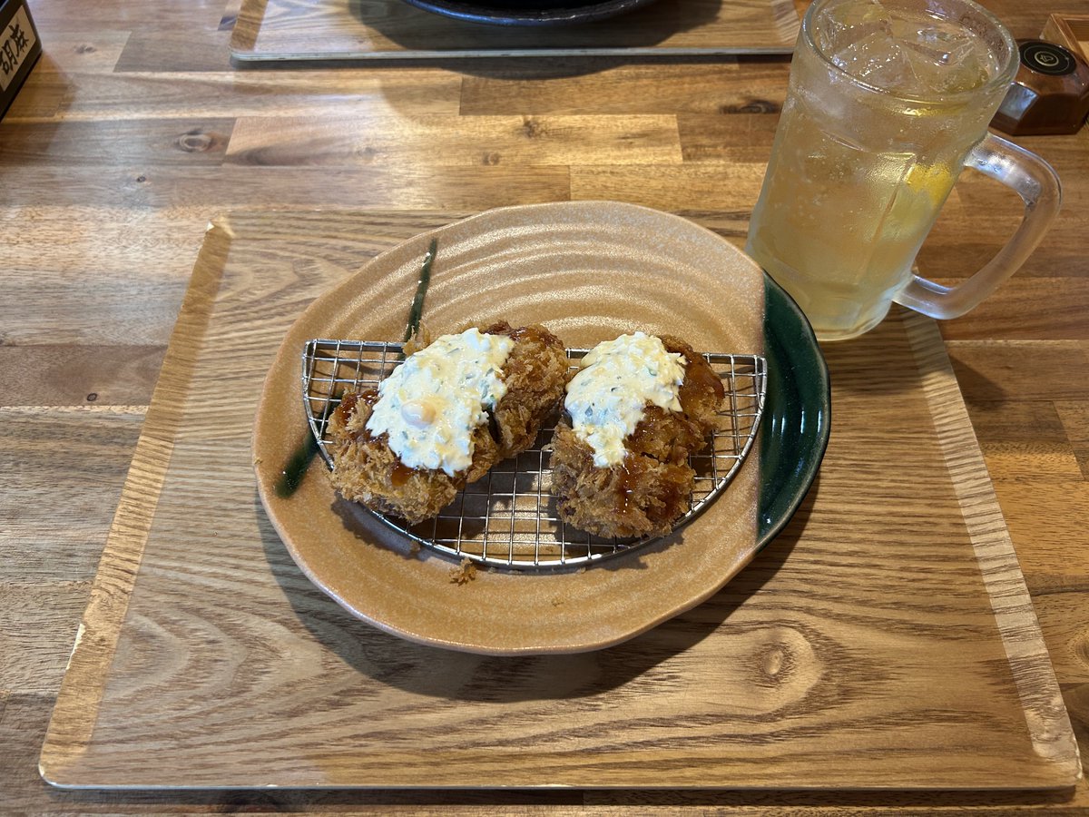 88O2Mercury's tweet photo. 花いちもんめ
ヒレカツ南蛮とハイボールが最高 https://t.co/bwkPWpvi31
