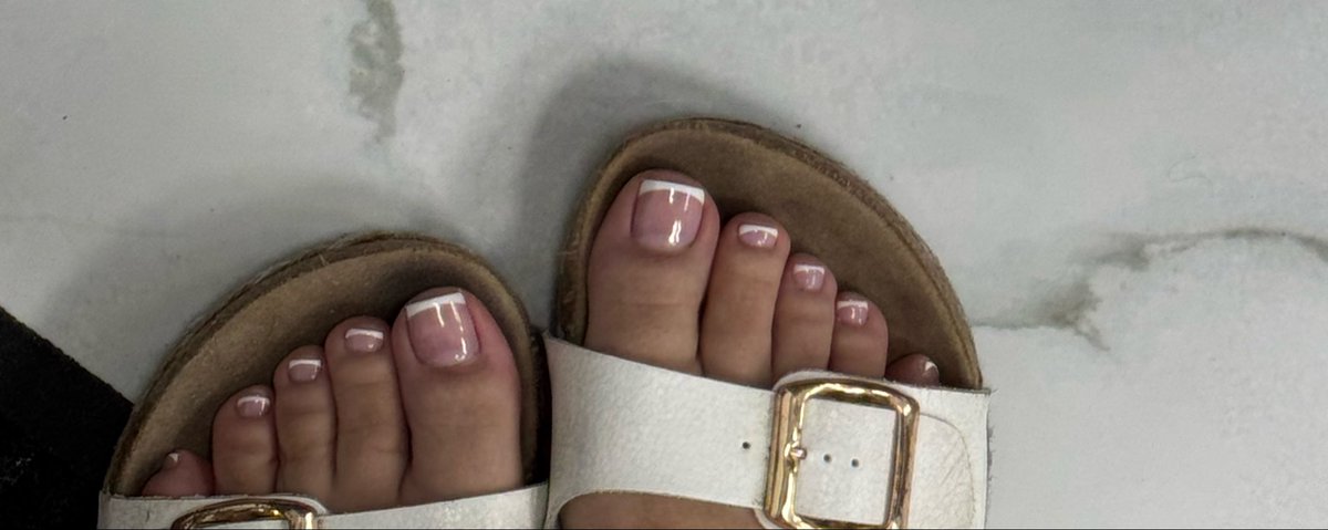 ToeTinglz's tweet photo. Fresh frenchie toes 😋 #toetinglz https://t.co/BFT4TWRsnw