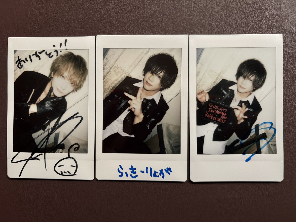 oxydoll173's tweet photo. 【交換 譲渡】
零[Hz] 6/7 下北沢 チェキ

譲：ROYさん、RYOGAさん
求：TEIKAさん、定価(+送料)

現場お渡し◎
書き込み問わず探している写りがあるので、TEIKAさんお譲り可能な方いましたらお気軽にお声かけください🙇🏻‍♀️ https://t.co/Y65IWsBWTJ