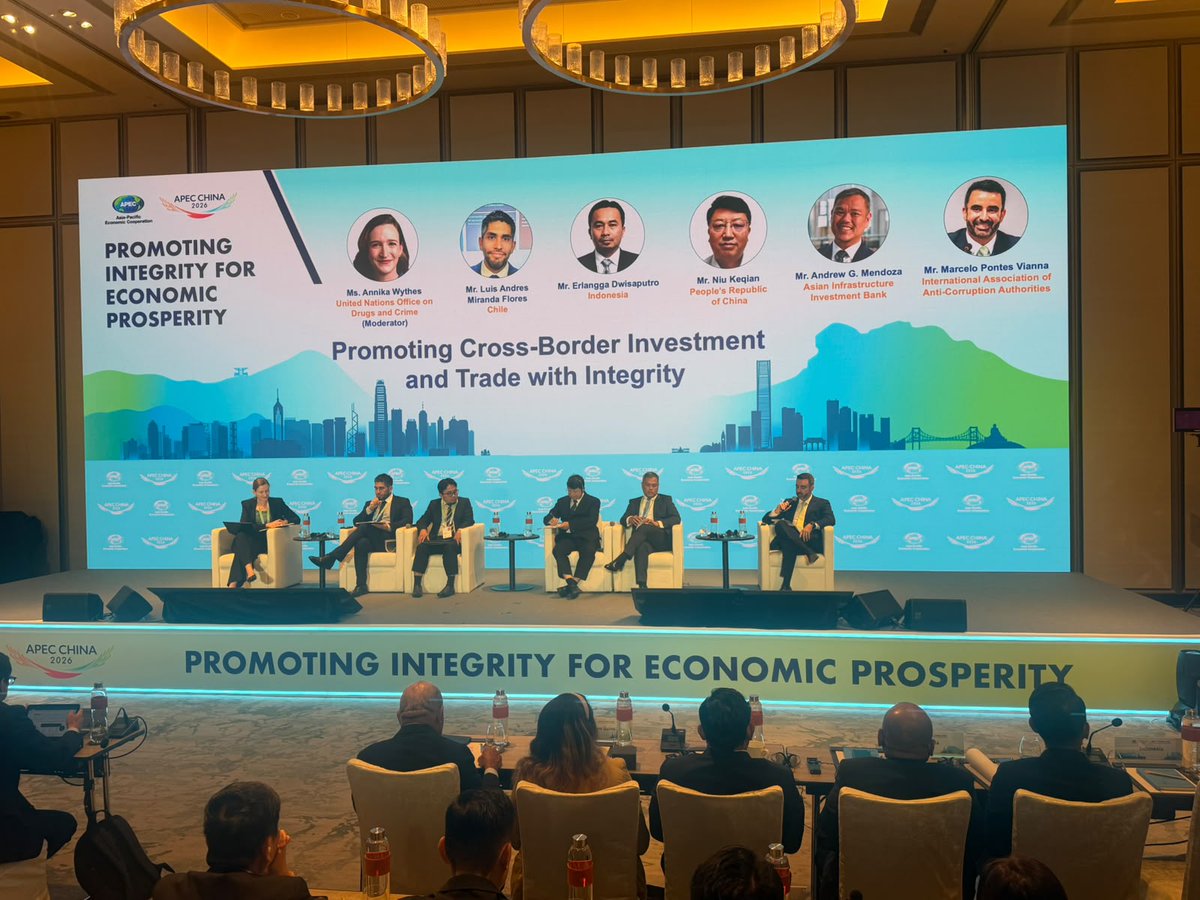 IAACA_Sec's tweet photo. IAACA ExCo member Mr Marcelo Pontes Vianna from CGU of Brazil visited Hong Kong to speak at the APEC Workshop, strengthening global anti-corruption networks. IAACA President Woo met with him to enhance collaboration, fostering practical, regional graft-fighting strategies. https://t.co/hjkQN1Zzph