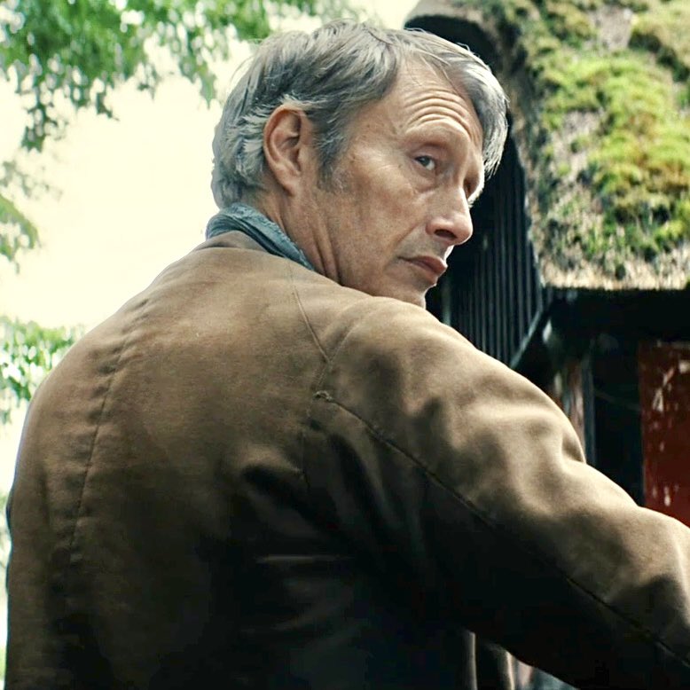 fabledfool's tweet photo. We don’t talk enough about how HOT Ludvig is. Like that is one sexy potato farmer. https://t.co/1gZ5Env619