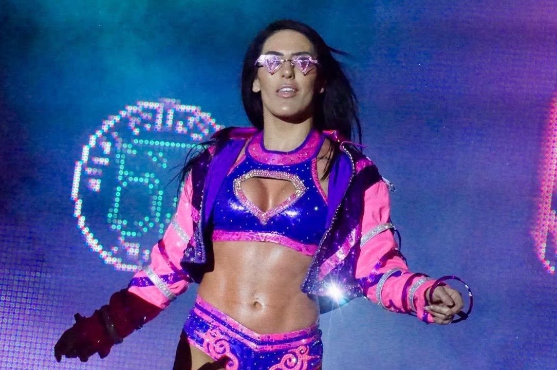 Fightful's tweet photo. Tessa Blanchard spoke about her exit from TNA, said she is now 100% with CMLL.

“The truth is, I have received a lot of messages from friends and news, and I haven't replied to any of them yet. I want to sort things out and set the record straight today. Here, I have a life, and I feel very happy. The U.S. company (TNA) asked me, “Tessa, you need to decide whether you're a CMLL wrestler or a TNA wrestler.” I took my time to think it over with my dad, whom I trust very much. My life is here. I’m not just another foreigner—I’m the most Mexican Gringa. I have many goals to achieve here, and I already reached the top of the mountain. I won everything over there, but here I have many dreams and goals to pursue. I needed to focus my career and my life here in Mexico, and from this moment on, I’m 100% with CMLL.”

(#CMLLInforma)