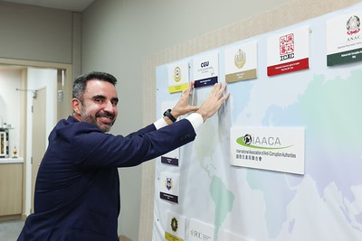 IAACA_Sec's tweet photo. IAACA ExCo member Mr Marcelo Pontes Vianna from CGU of Brazil visited Hong Kong to speak at the APEC Workshop, strengthening global anti-corruption networks. IAACA President Woo met with him to enhance collaboration, fostering practical, regional graft-fighting strategies. https://t.co/hjkQN1Zzph