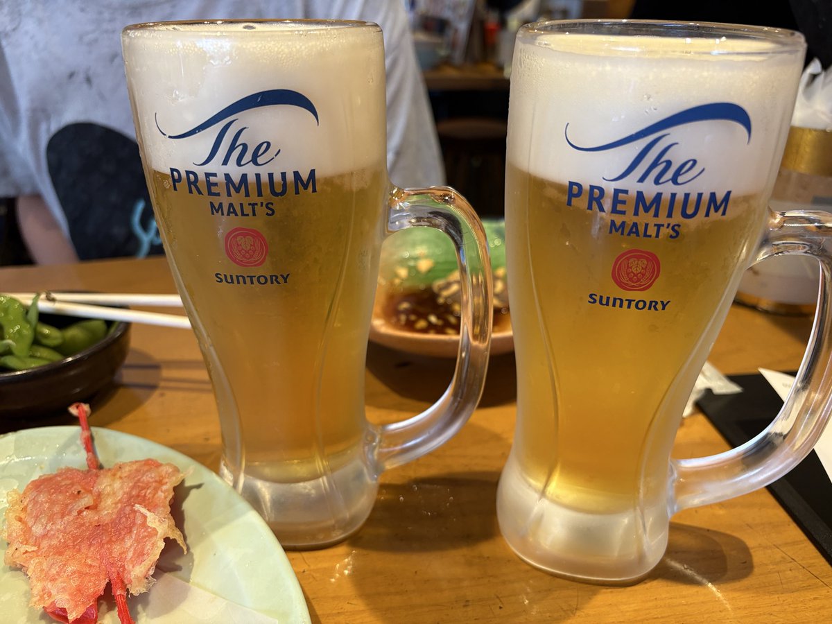 riepinH's tweet photo. 昼飲みバンザイ🙌 https://t.co/XIB0bXQuOp