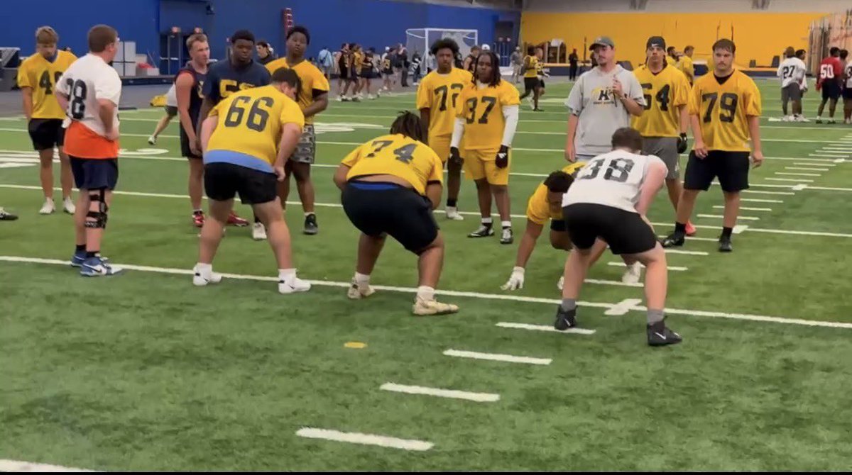 qmarionhunter1's tweet photo. I had a great time competing at Kent State today!! I switched it up and did DTackle!! Big thanks to @BillTeerlinck for having me out today!! Learned alot today!! Gotta work some more! #MACTION #KentState #GoGoldenFlashes https://t.co/pi50NdjKUk
