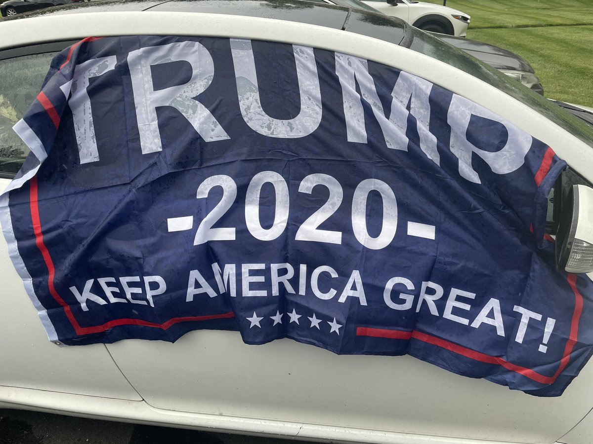 HuxleySThompson's tweet photo. @realDonaldTrump 
@DanScavino 
Assume u have heard of @thestoicplumber’s gift that is heading your way soon?  An amazing team of patriots joined forces to pull this off quickly in hope you’d get this by 7/4. U mind posting a zero delta or a 555 soon as a nod? 
🙏🙏🙏🐸 https://t.co/ZHLIwCRou4