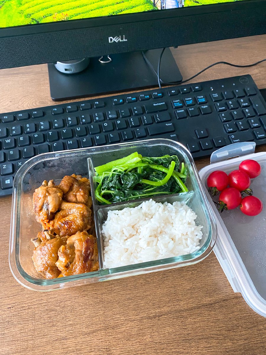 ePIKsAJB4HQvgkb's tweet photo. Back to back meetings + a quick lunch at my desk = productive Wednesday!  Small wins still count, right https://t.co/3ZwZTJEs2s