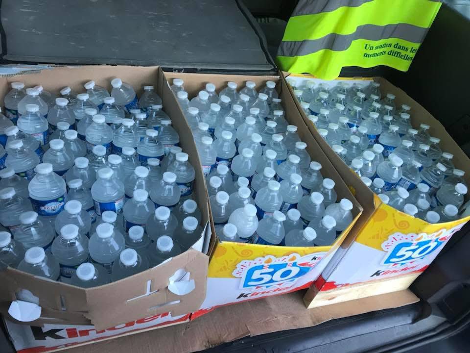 entraidesolida2's tweet photo. Face à la canicule notre association est mobilisée pour les personnes fragiles 👏🏼
https://t.co/QTO1apvzYw https://t.co/jDa2ztNvKk