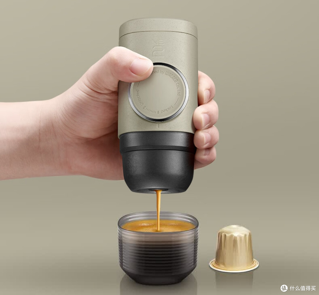 EmmaSs283772's tweet photo. Just tested the new zero-waste coffee machine—brews the perfect latte and cuts 80% of single-use waste. Game-changer for my morning routine! https://t.co/gms1m4FcBR